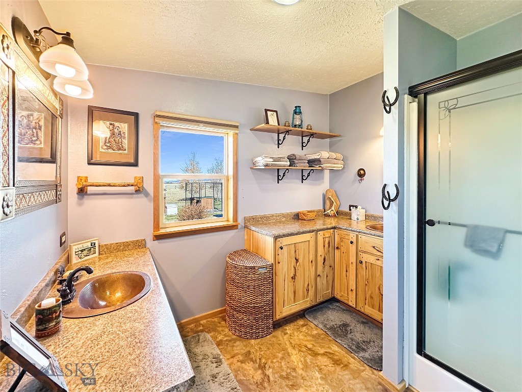 37 Staggers Lane South, Cameron MT 59720