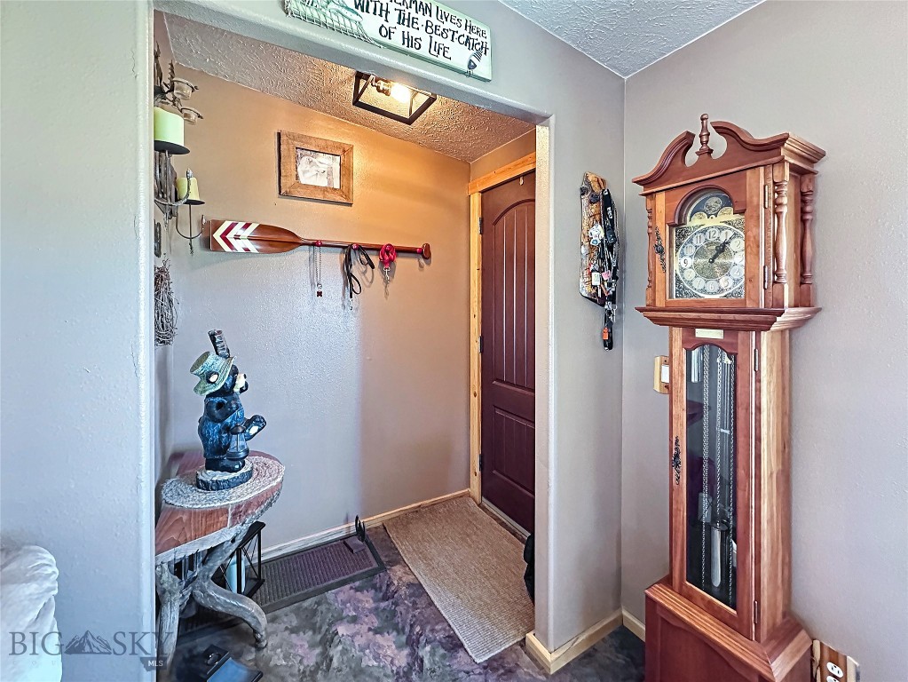 37 Staggers Lane South, Cameron MT 59720