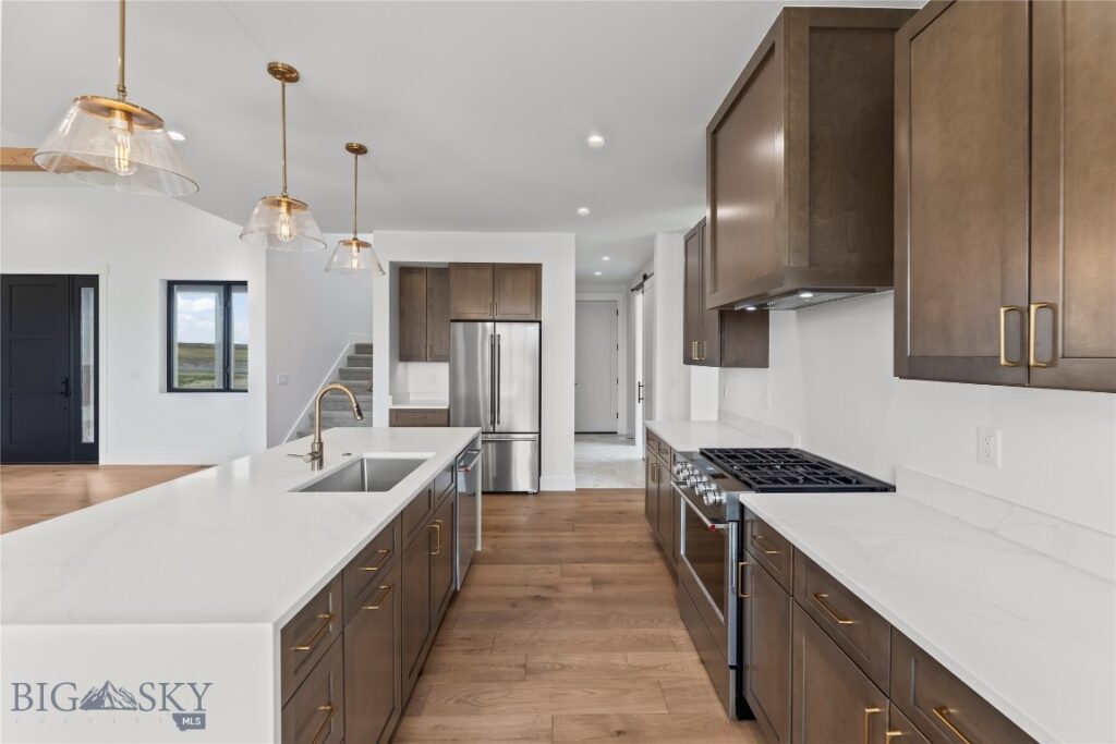 374 Cushing Lane, Manhattan MT 59714