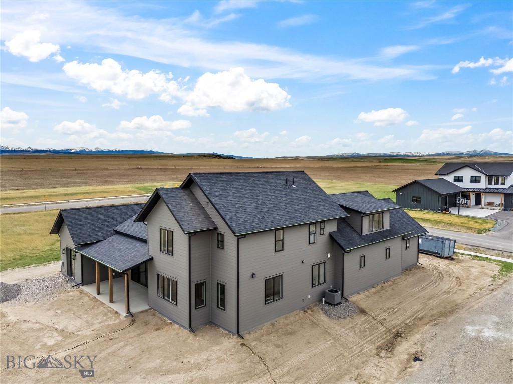 374 Cushing Lane, Manhattan MT 59714