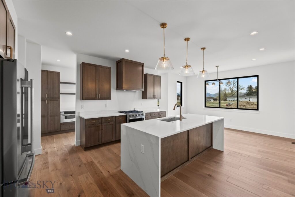 374 Cushing Lane, Manhattan MT 59714