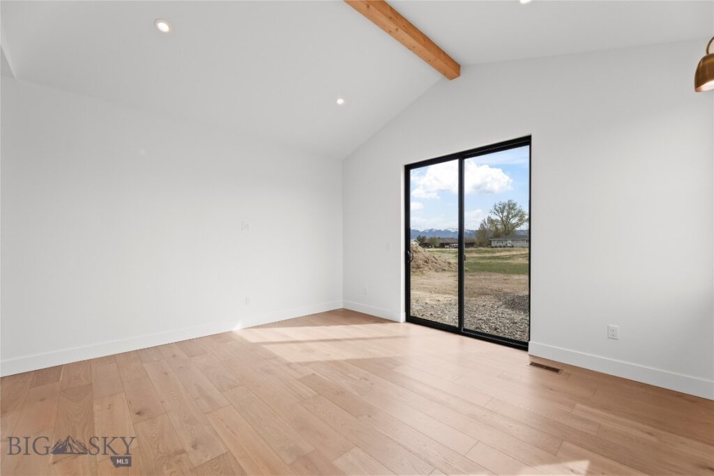 374 Cushing Lane, Manhattan MT 59714