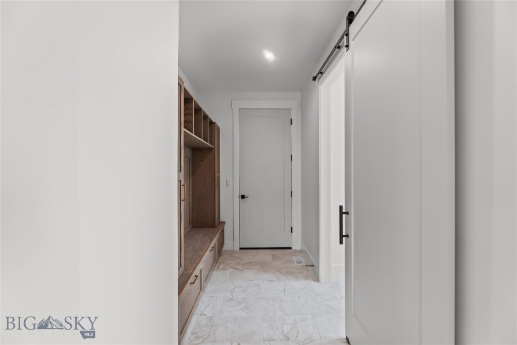 374 Cushing Lane, Manhattan MT 59714