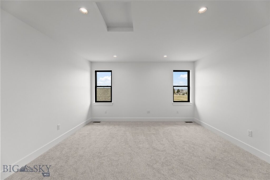 374 Cushing Lane, Manhattan MT 59714