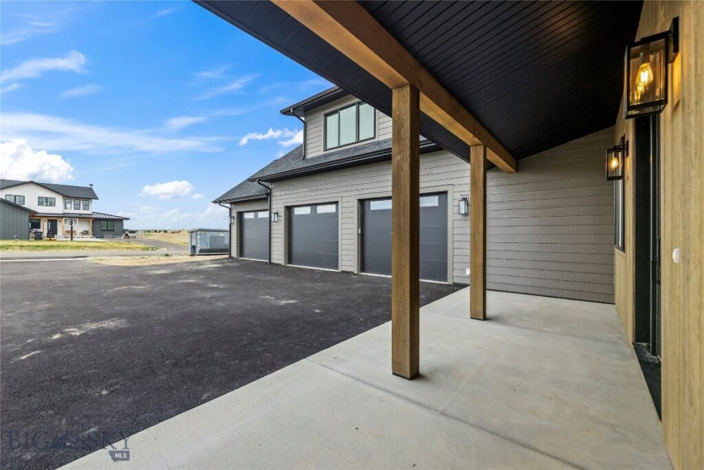 374 Cushing Lane, Manhattan MT 59714