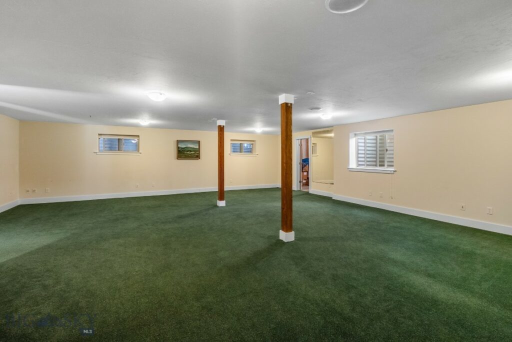 3753 Reese Creek Road, Belgrade MT 59714