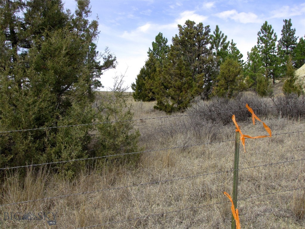 3808 Moon Creek Road, Miles City MT 59301