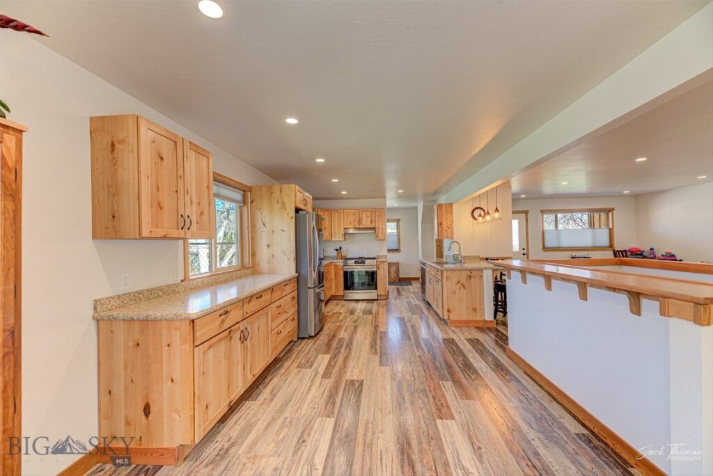 3925 W US Highway 12, Helena MT 59601