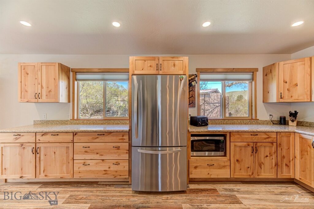 3925 W US Highway 12, Helena MT 59601