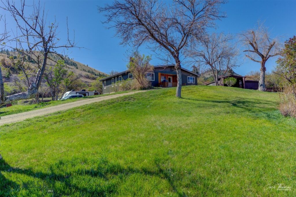 3925 W US Highway 12, Helena MT 59601