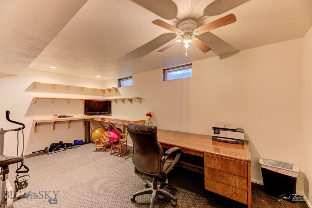 3925 W US Highway 12, Helena MT 59601