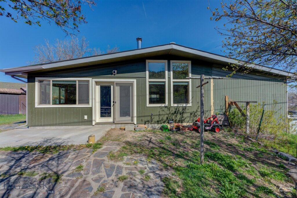 3925 W US Highway 12, Helena MT 59601