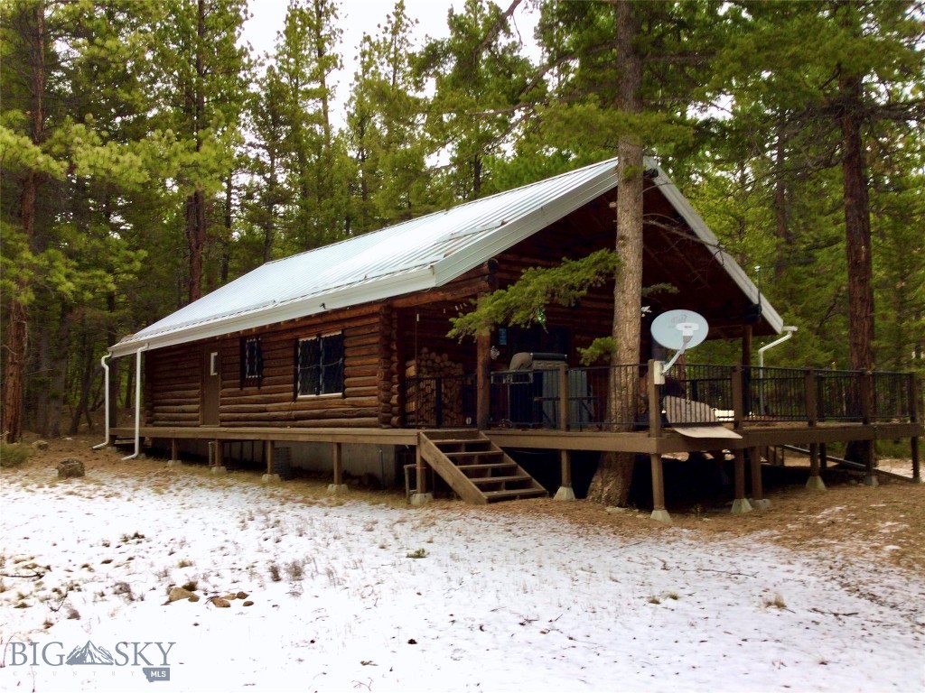 3925 Little Wolf Creek Road, Wolf Creek MT 59648