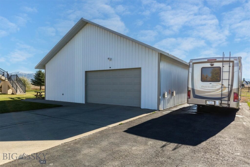 395 Parker Drive, Belgrade MT 59714