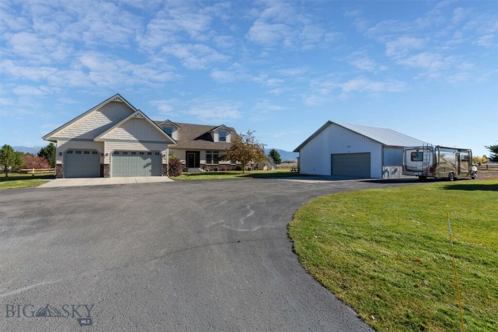 395 Parker Drive, Belgrade MT 59714