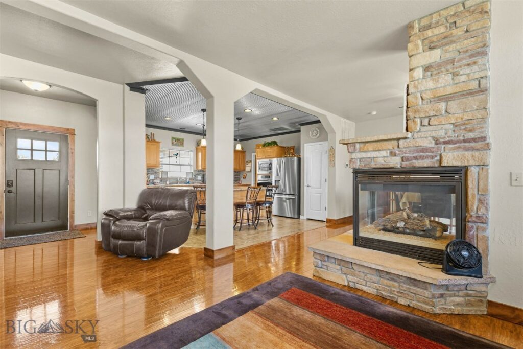 395 Parker Drive, Belgrade MT 59714