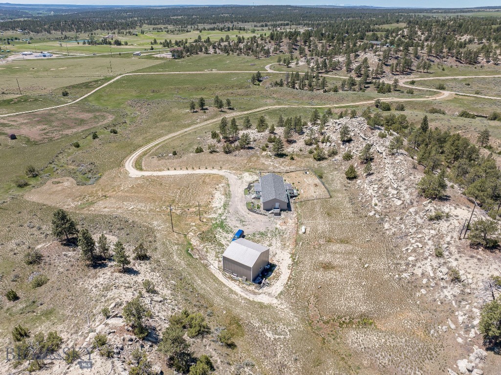 4 N Moonlight Drive, Roundup MT 59072