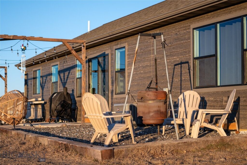 40 Santa Fe Trail, Three Forks MT 59752