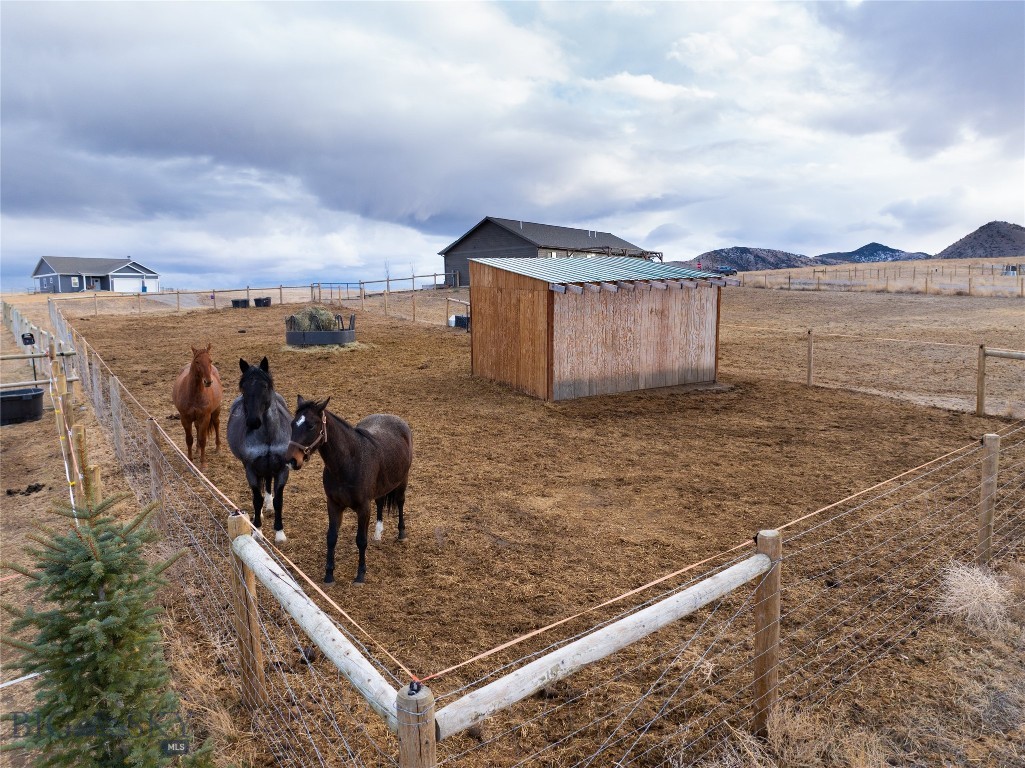 40 Santa Fe Trail, Three Forks MT 59752