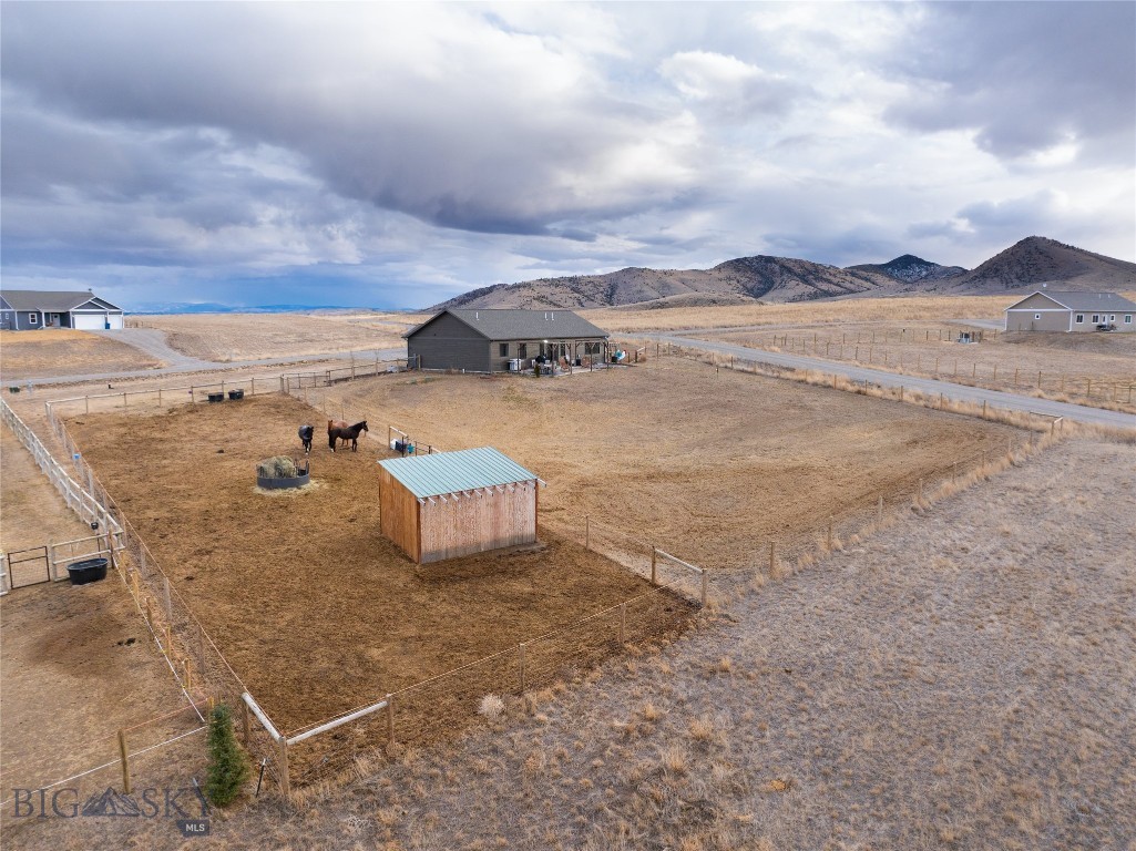 40 Santa Fe Trail, Three Forks MT 59752