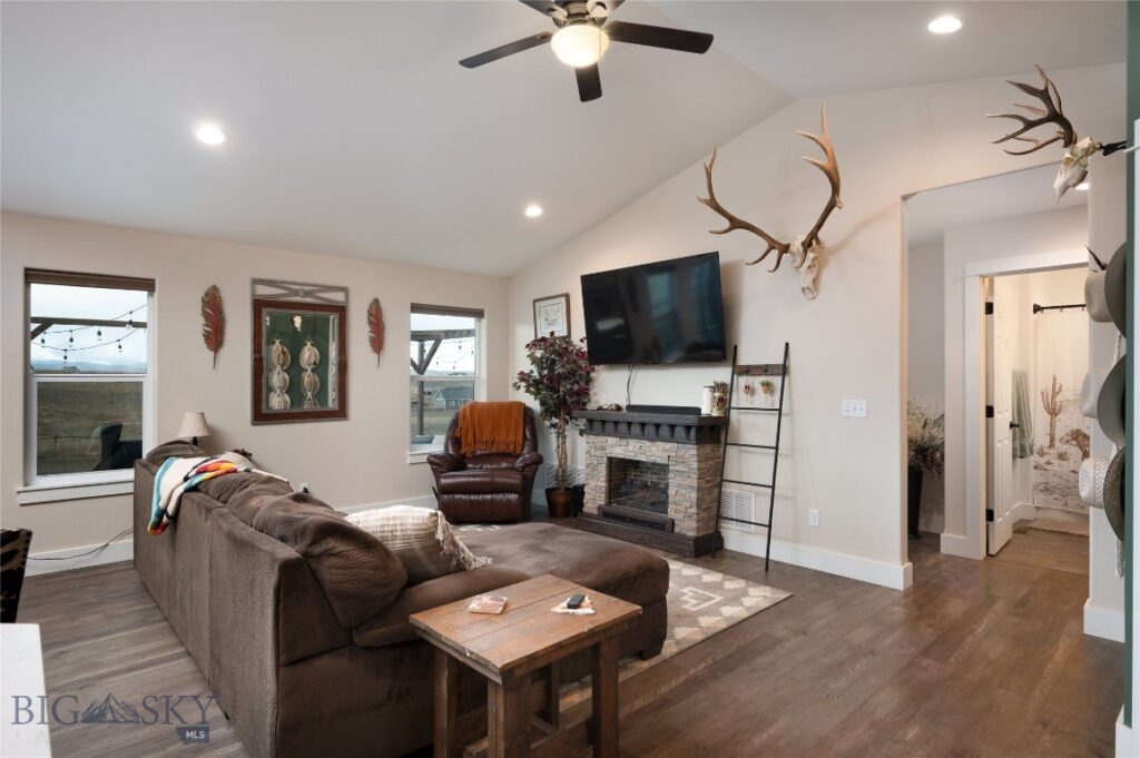 40 Santa Fe Trail, Three Forks MT 59752