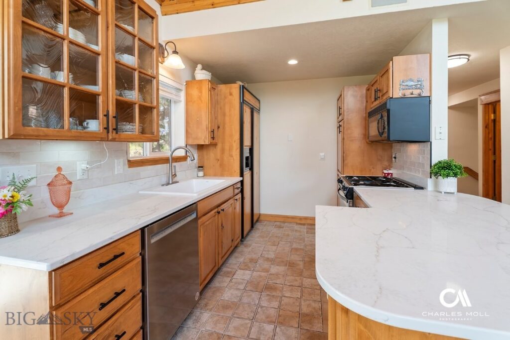 4025 Lake Point Drive, Helena MT 59602