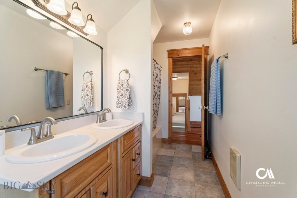 4025 Lake Point Drive, Helena MT 59602