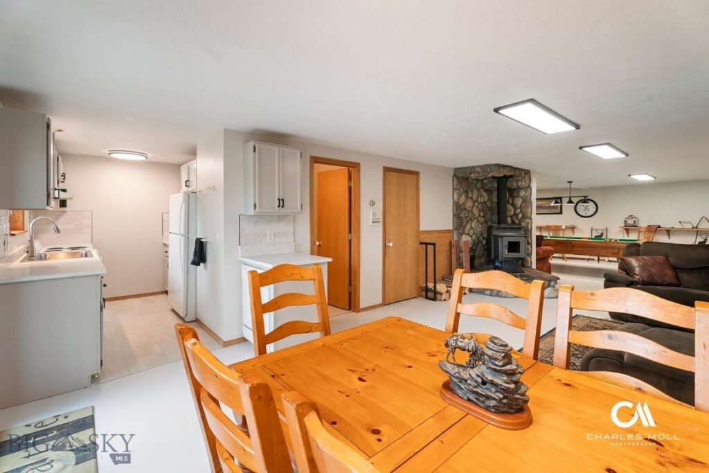 4025 Lake Point Drive, Helena MT 59602