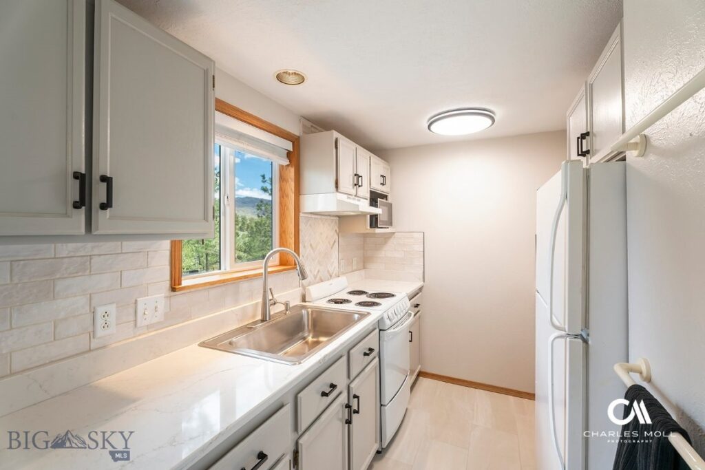 4025 Lake Point Drive, Helena MT 59602