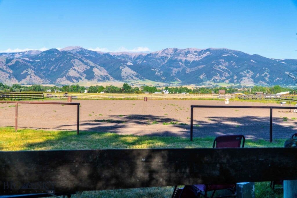 4040 Nelson Road, Belgrade MT 59714