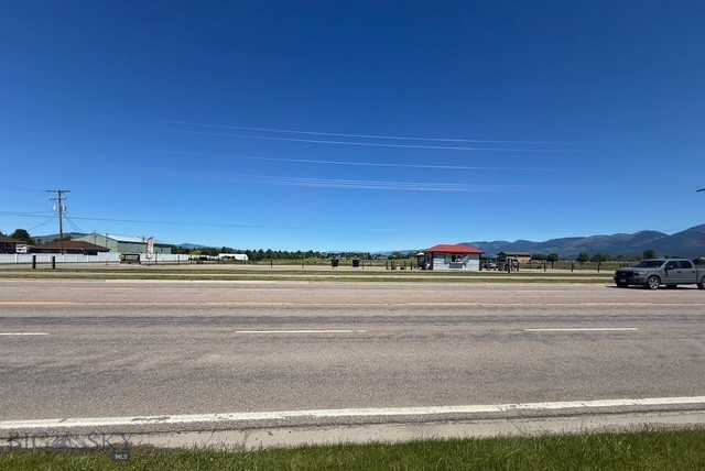 40517 Mt Highway 35, Polson MT 59860