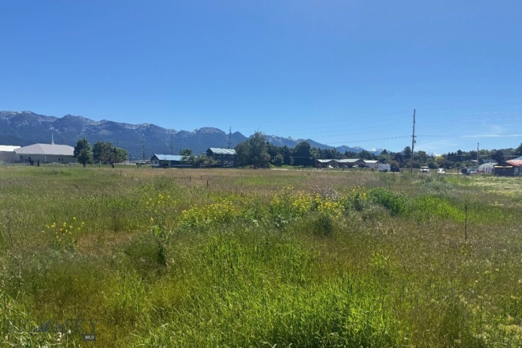 40517 Mt Highway 35, Polson MT 59860