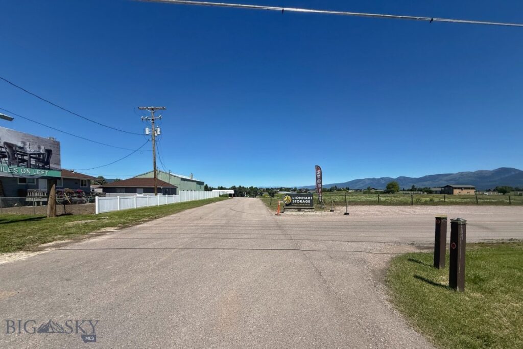 40517 Mt Highway 35, Polson MT 59860