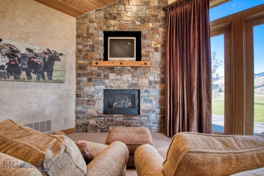 406 Chief Joseph Trail, Darby MT 59829