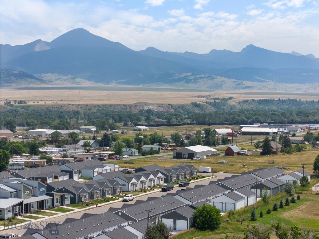 407 Brookline Street, Livingston MT 59047