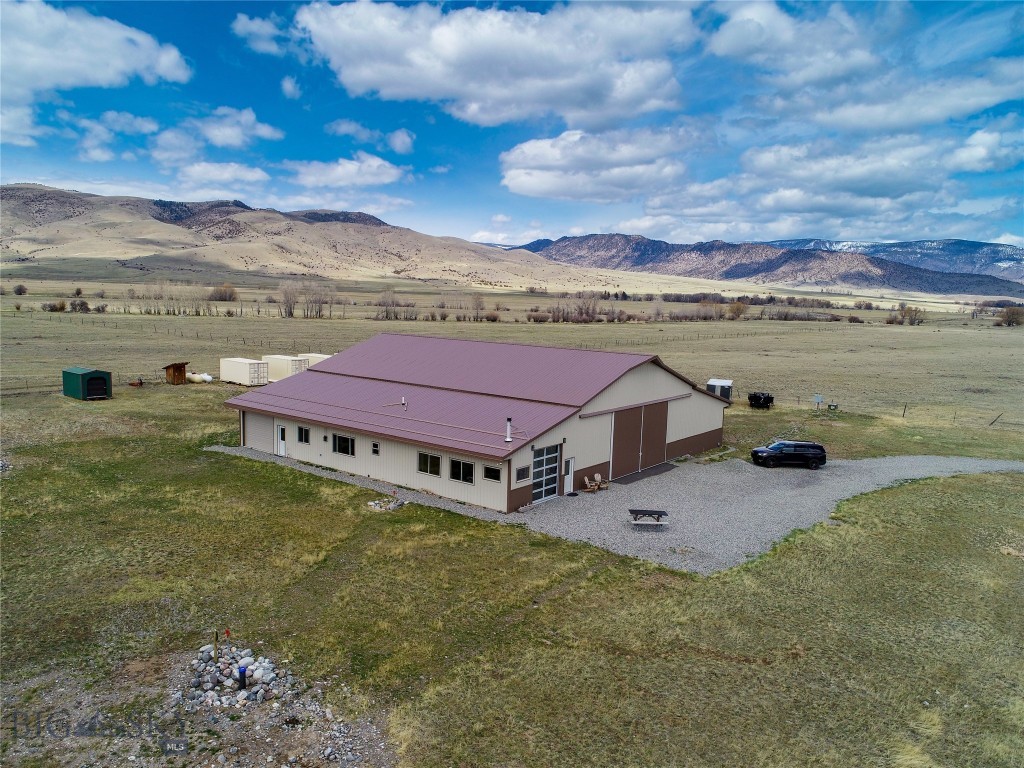 4125 US Highway 89 S, Livingston MT 59047