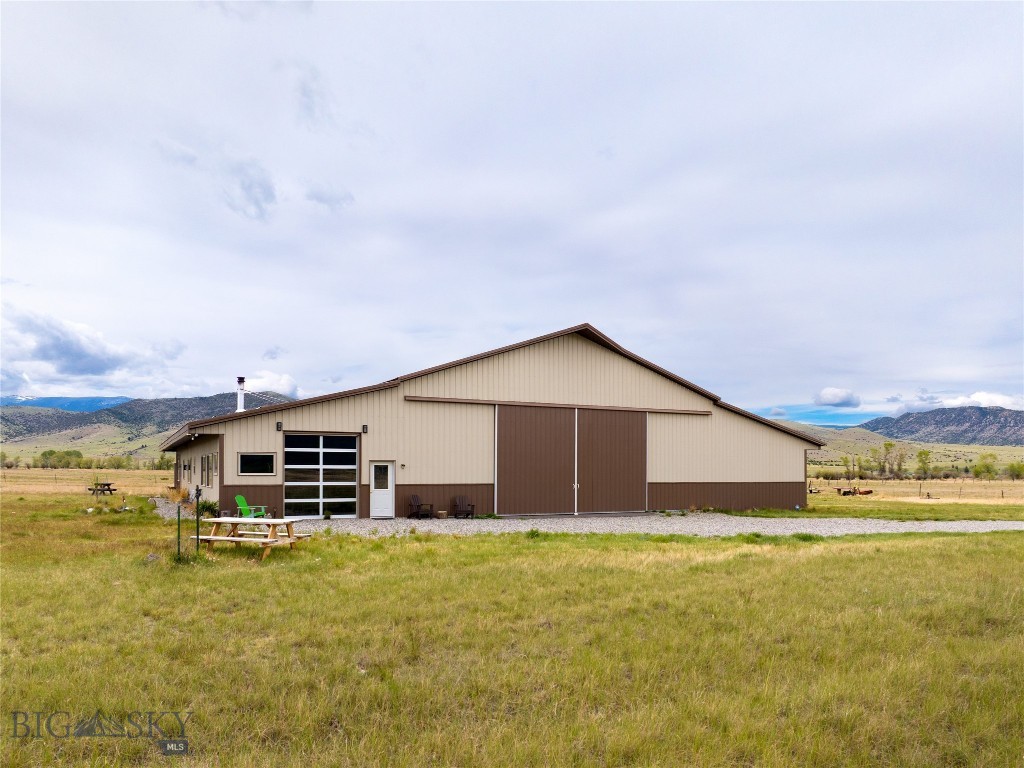 4125 US Highway 89 S, Livingston MT 59047