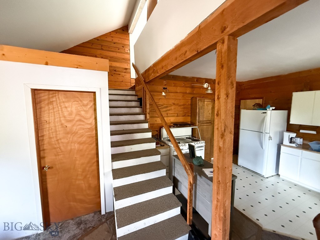 4220 Denton Gulch Road, Wolf Creek MT 59648