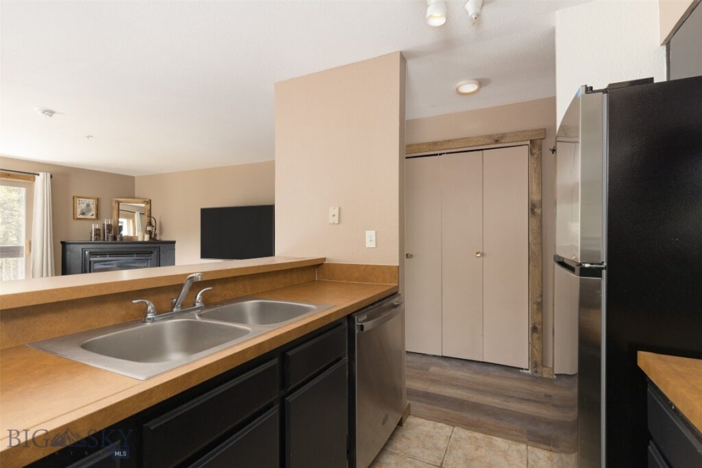 45 Turkey Leg Road, Big Sky MT 59716