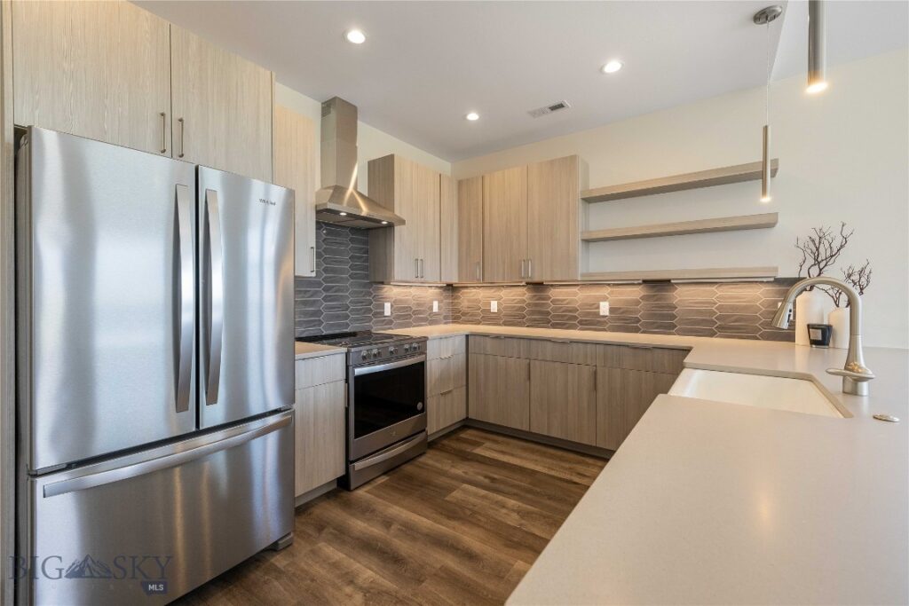 450 Loomis Way, Ennis MT 59729