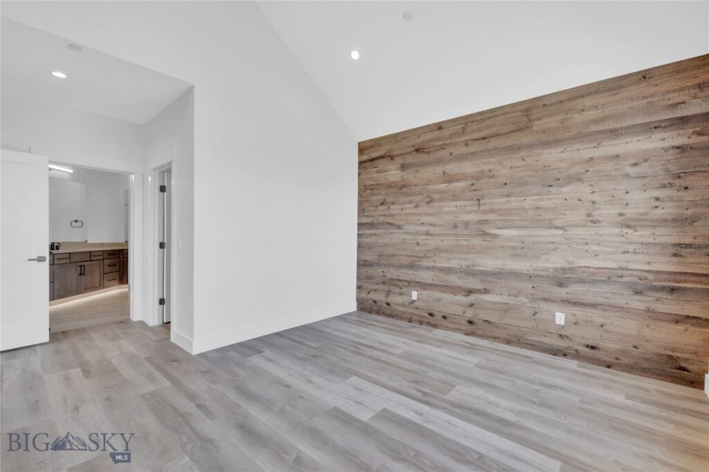 450 Loomis Way, Ennis MT 59729