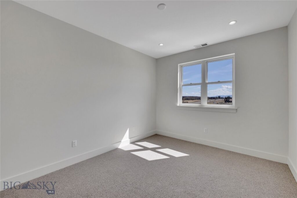 450 Loomis Way, Ennis MT 59729