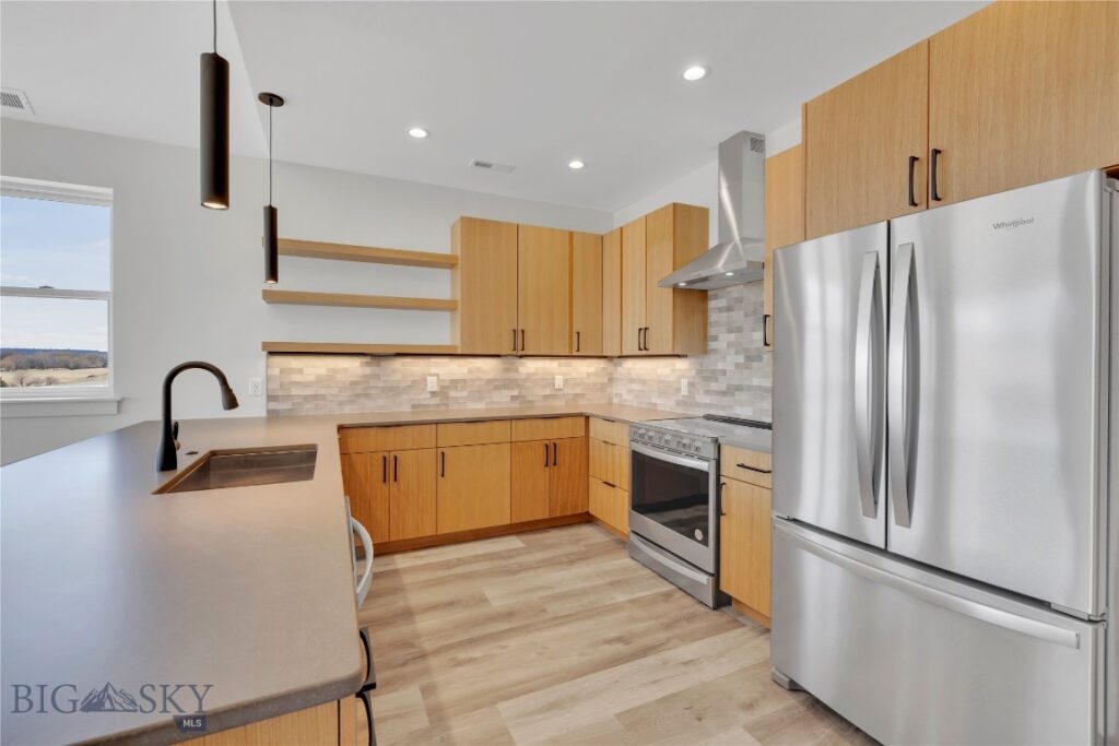 450 Loomis Way, Ennis MT 59729