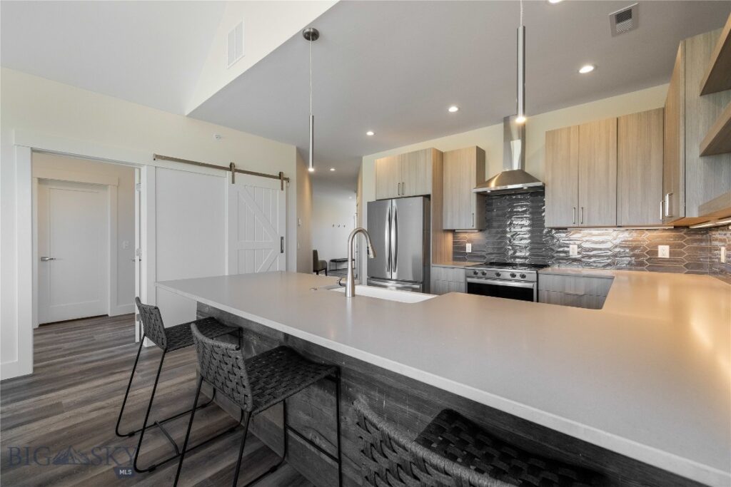 450 Loomis Way, Ennis MT 59729