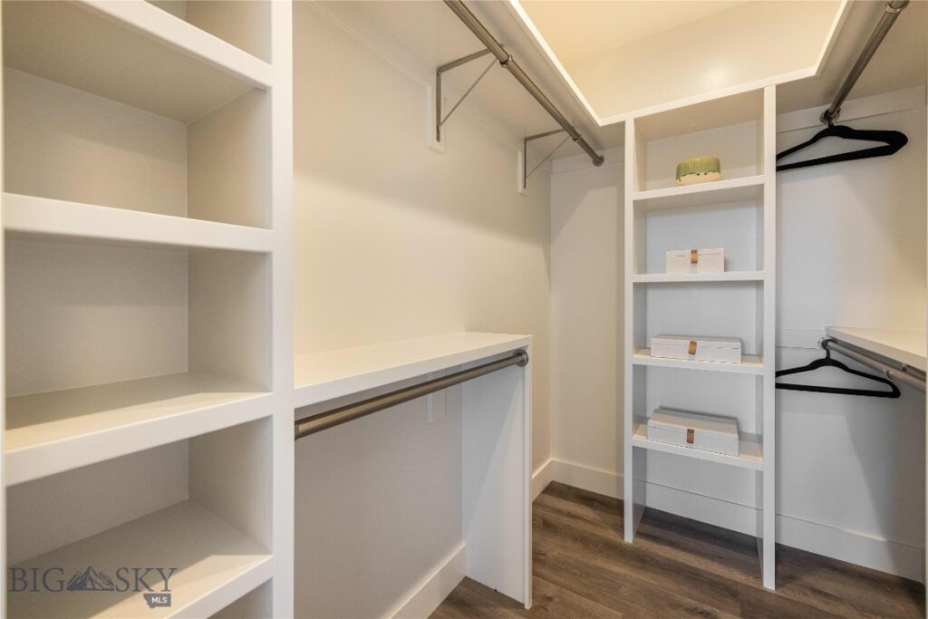 450 Loomis Way, Ennis MT 59729