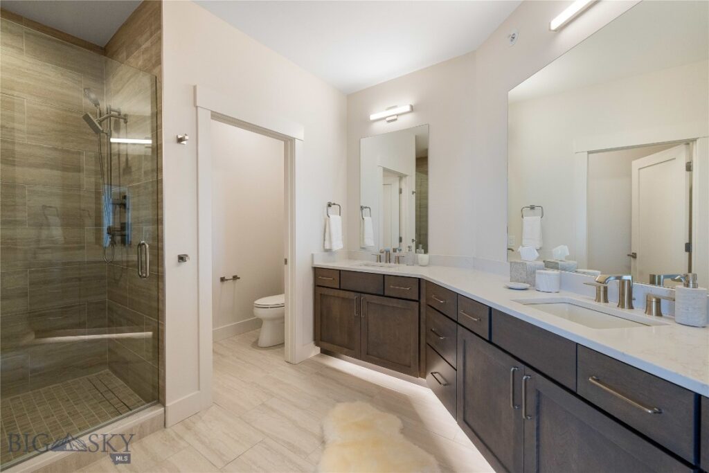 450 Loomis Way, Ennis MT 59729