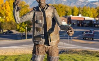 450 Loomis Way, Ennis MT 59729