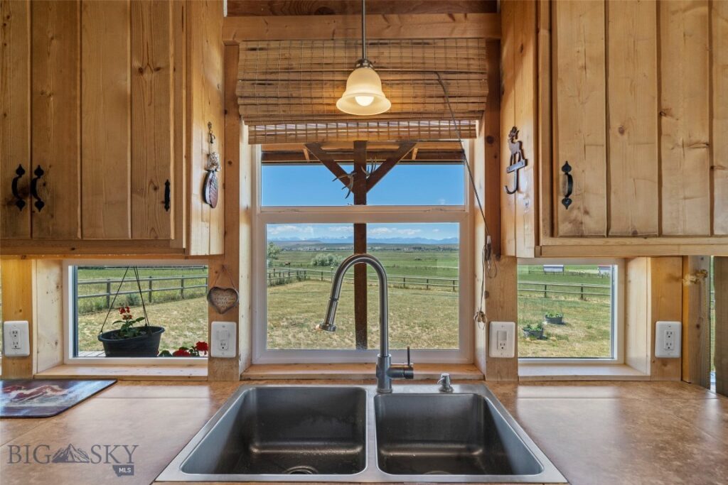 4625 Buffalo Jump, Three Forks MT 59752