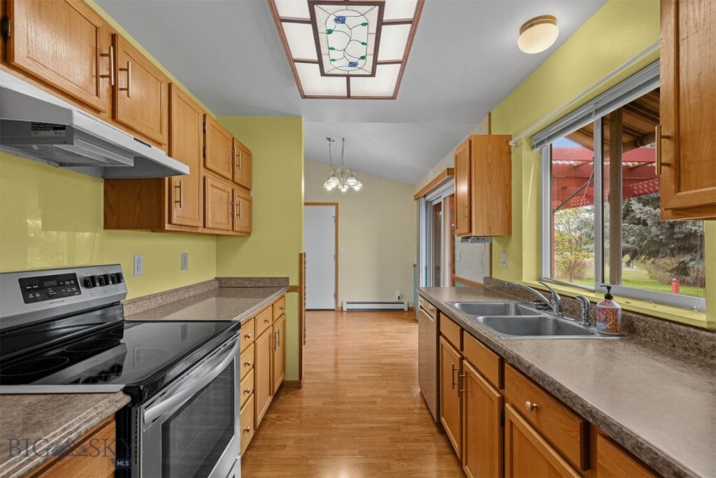 47 Maverick Trail, Bozeman MT 59718