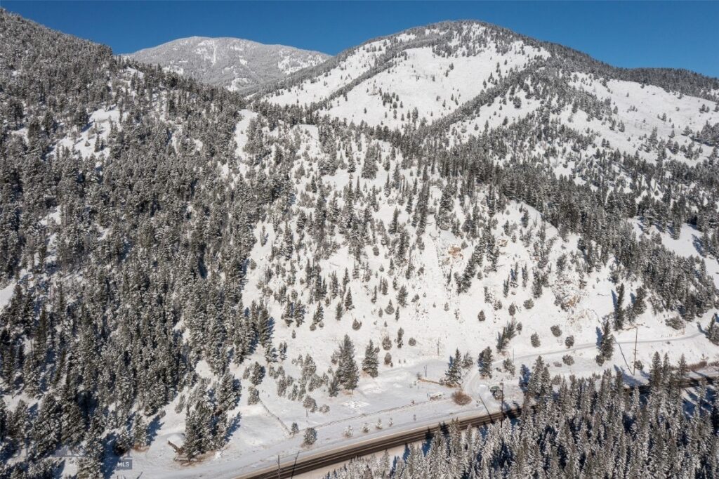 48295 Gallatin Road, Gallatin Gateway MT 59730